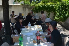 Repas artistes et b  n  voles  4 