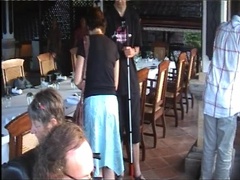 3On prend l'apéritif