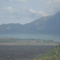 Le lac Batur