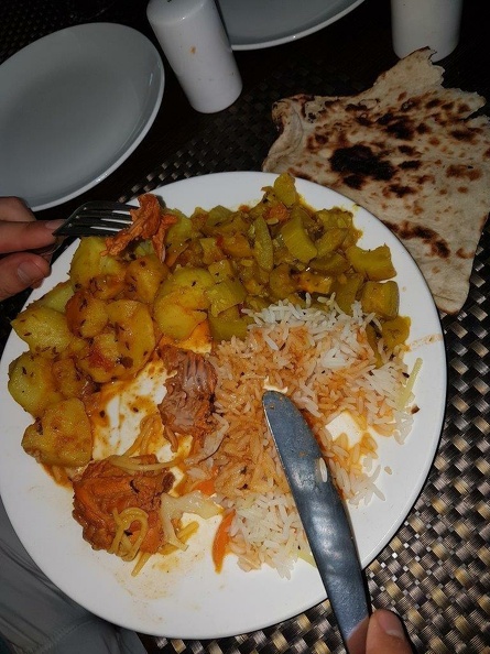 Plat et restaurant.jpg